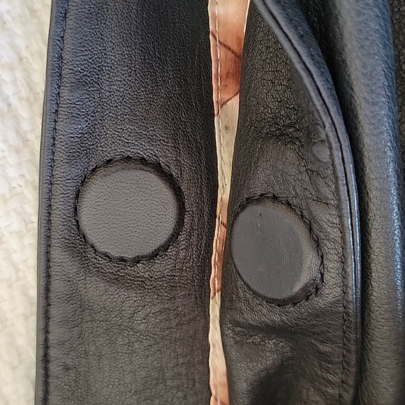 *RARE* Betsey Johnson Leather Studded Handle Bag (G.U.D.) - Picture 9 of 12